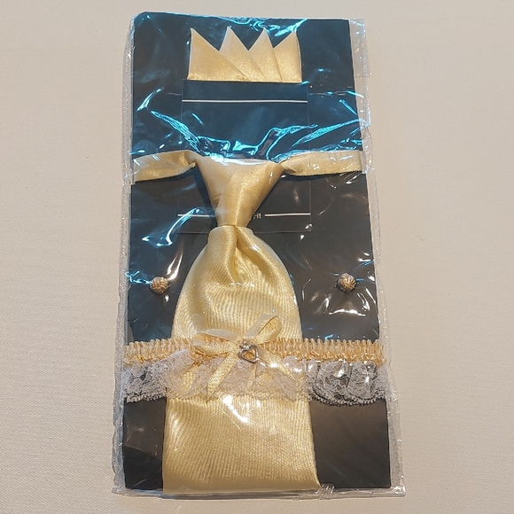 Elegant Gold Party Chair Cover Set - Picture 1 of 3
